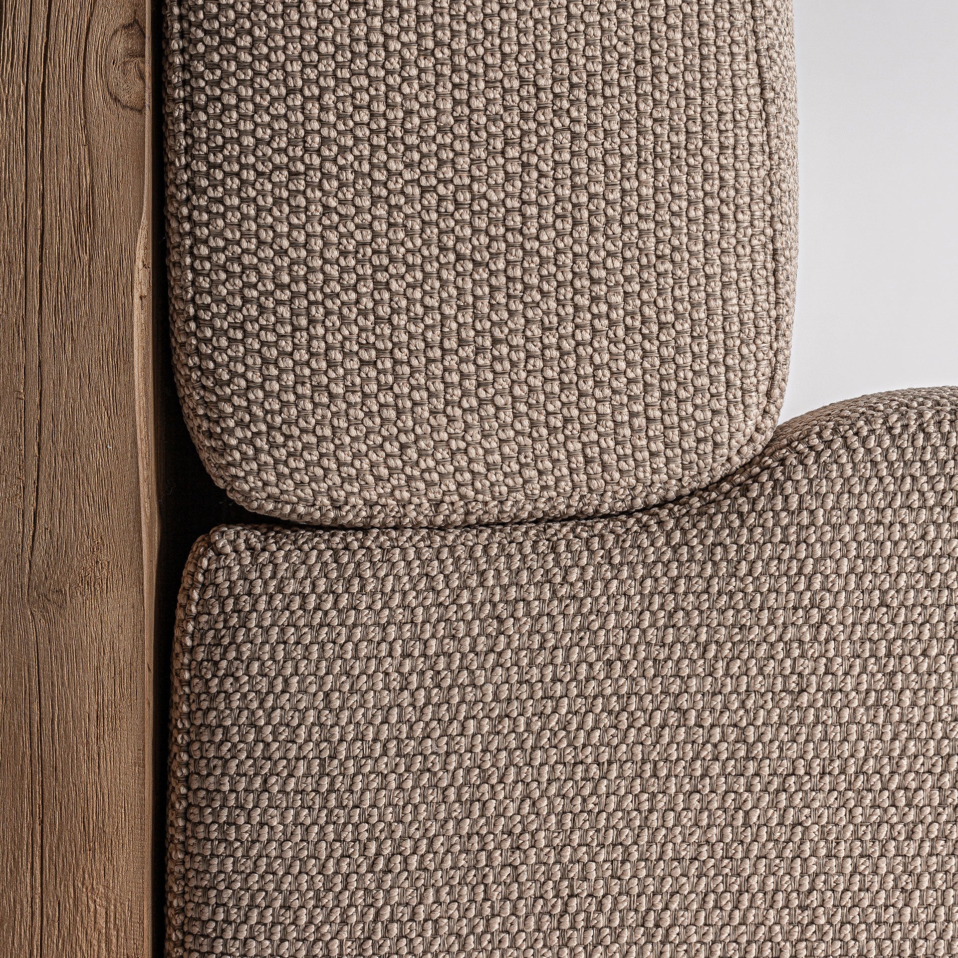 PURE ARMCHAIR